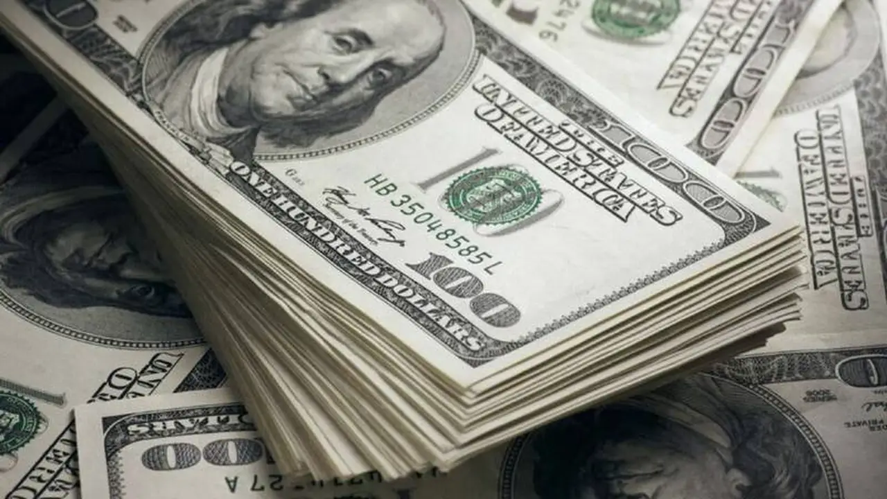 تقلبات سعر الدولار مقابل الجنيه المصري في تعاملات 7 مارس 2026